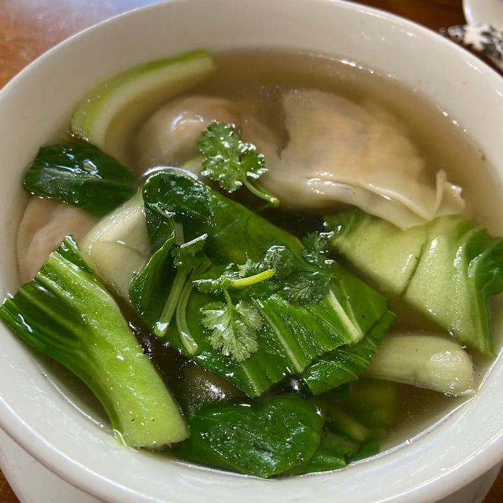review photo of Green Mushroom Wonton Soup shared by @katielau on 18 Jul 2020 - review