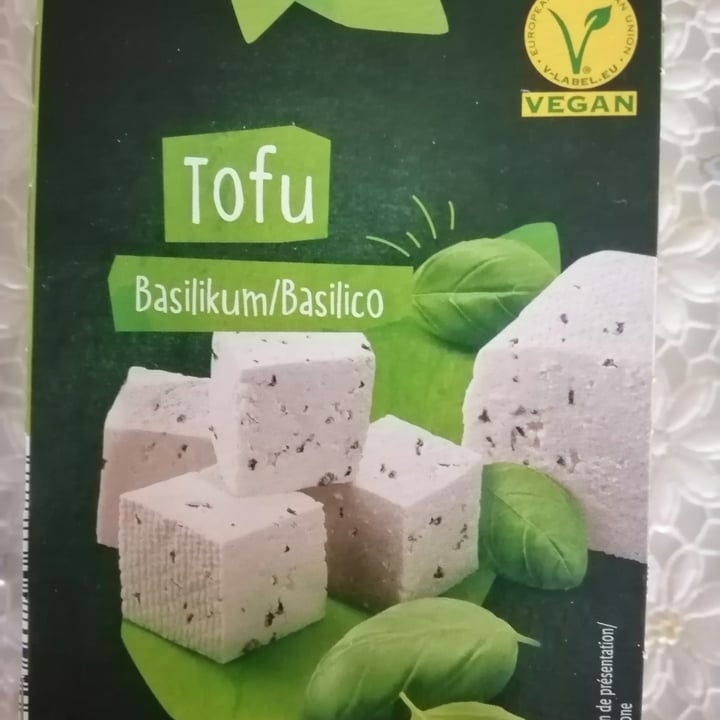 photo of Vemondo Tofu Basil shared by @arisere on  19 Jan 2022 - review