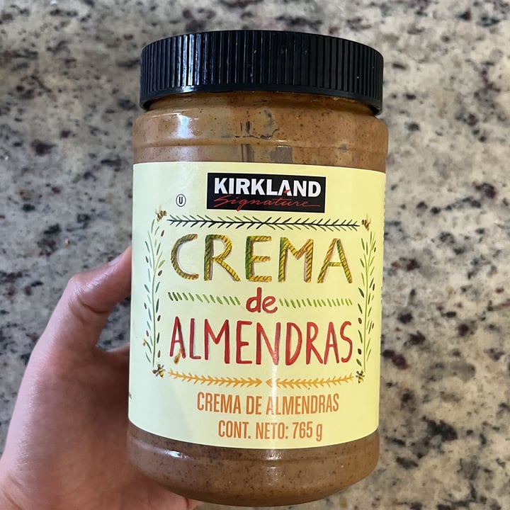 photo of Kirkland Signature Crema de almendras shared by @maolimx on  07 Jul 2022 - review