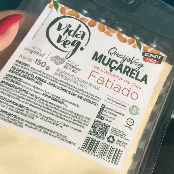 photo of Vida Veg Queijo De Castanha De Caju Fatiado shared by @mayaramoeller on  16 Apr 2022 - review