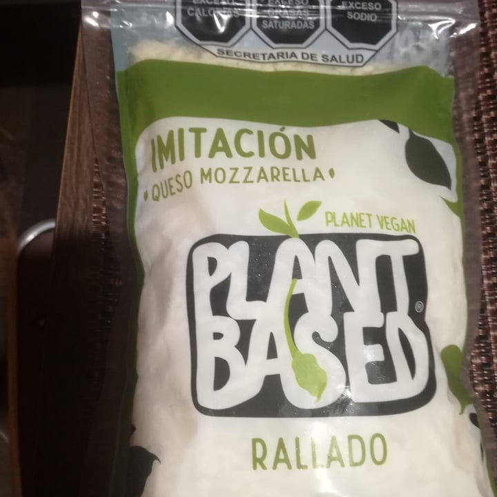 photo of Planet Vegan Plant Based Imitación queso mozzarella Planet Vegan Plant Based shared by @pilina on  08 Oct 2021 - review