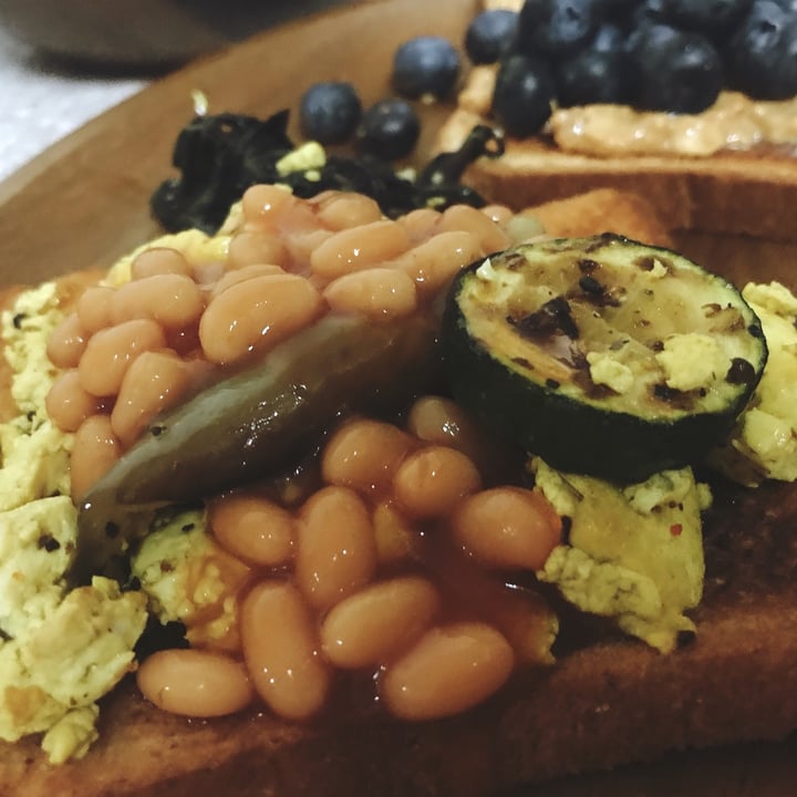 photo of Crosse & Blackwell Baked Beans in Tomato Sauce shared by @ericdance on  26 Feb 2021 - review