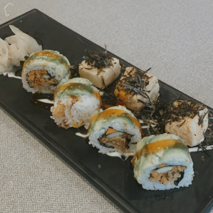 review photo of Elemen @Millenia Walk Tempura Tofu with Avocado Roll shared by @tifffhung on 02 Apr 2021 - review