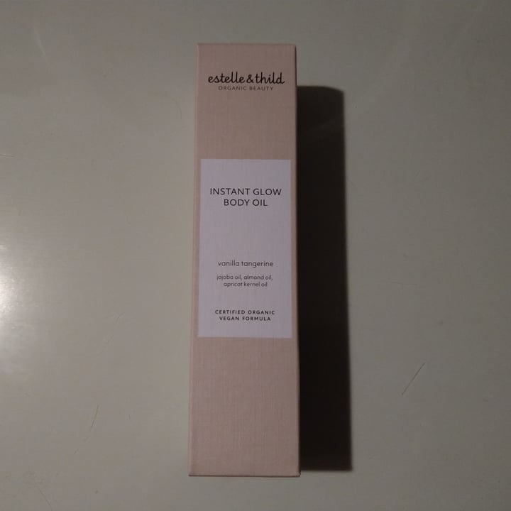 review photo of Estelle & Thild Instant Body Glow shared by @hellizh on 30 Jan 2021 - review