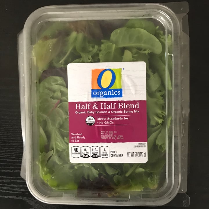 photo of O Organics Half & half blend baby spinach and spring mix shared by @dominionandchill on  13 May 2020 - review