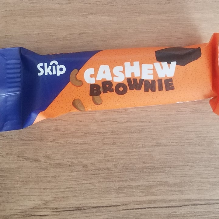 review photo of SKIP Chocolate brownie shared by @uncourantdevert on 05 May 2020 - review