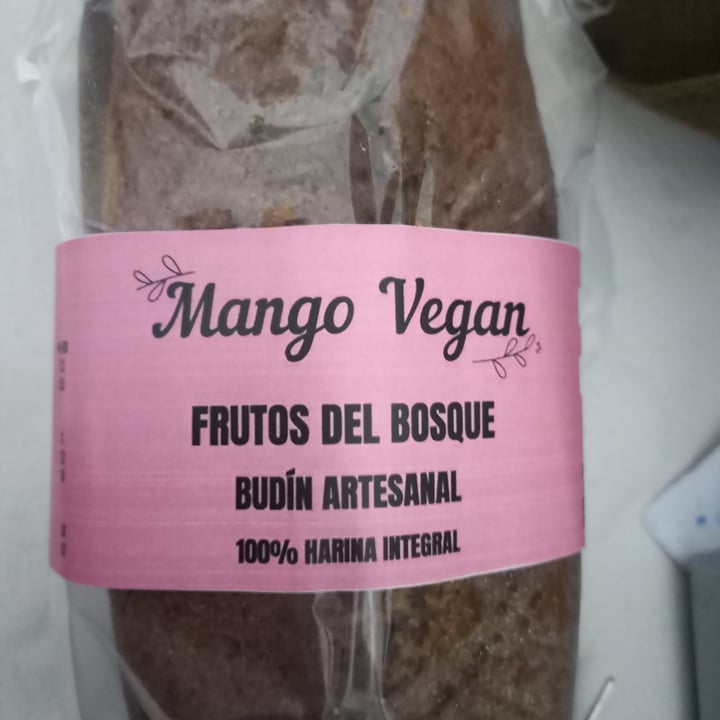 photo of Mango Vegan Budin Integral De Frutos Rojos shared by @lunangulos on  03 Jul 2022 - review
