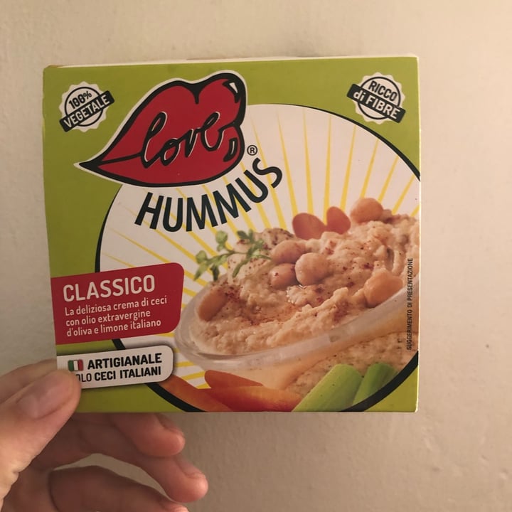 photo of Love Hummus Hummus shared by @giuliettaveg on  28 Oct 2021 - review
