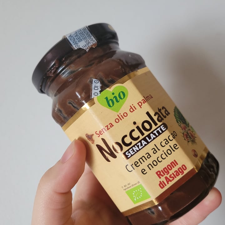 photo of Rigoni di Asiago Nocciolata Dairy Free Hazelnut Spread with Cocoa shared by @camilla1303 on  12 Mar 2022 - review