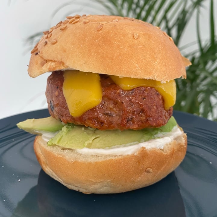 photo of Plant Pioneers Meat Free Burgers shared by @makeupandethics on  17 May 2021 - review