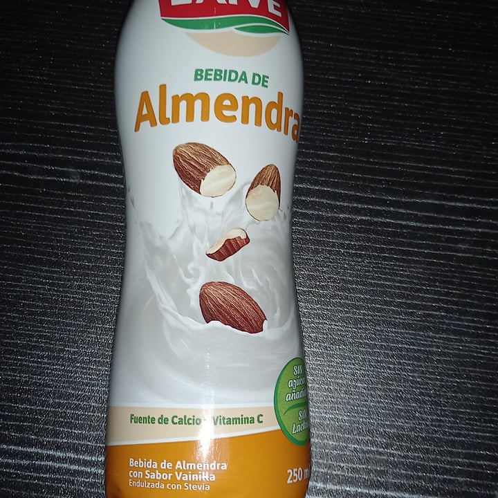 photo of Laive Bebida De Almendra shared by @ginnadelmilagro on  09 Dec 2021 - review