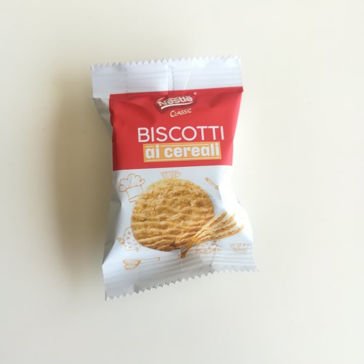 photo of Nestlé Biscotti ai cereali shared by @martiabc on  29 Mar 2022 - review