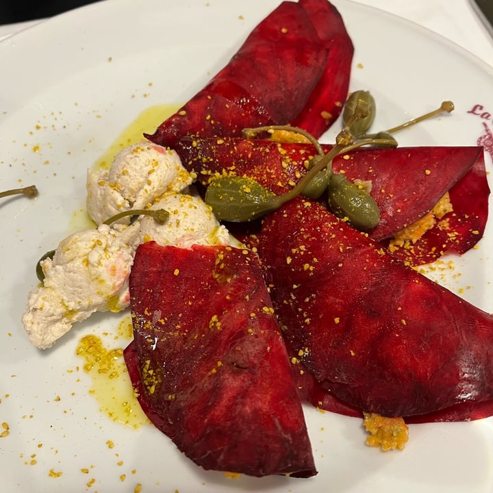 review photo of La Colubrina Raviolini di barbabietola farcita con composto di verdure di stagione e bocconcini di “cashewrella” shared by @fede99 on 21 Apr 2022 - review