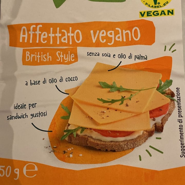 photo of Vemondo Affettato vegano British style shared by @agnesemaiorani on  15 Dec 2021 - review