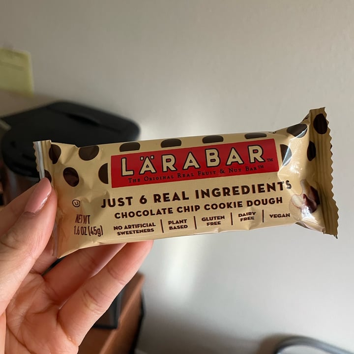 photo of Larabar Chocolate Chip Cookie Dough shared by @lorenakliu1 on  03 Feb 2022 - review