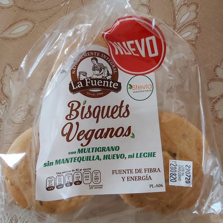 photo of La Fuente Bisquets Veganos con Multigranos shared by @judygarcia on  23 Aug 2020 - review