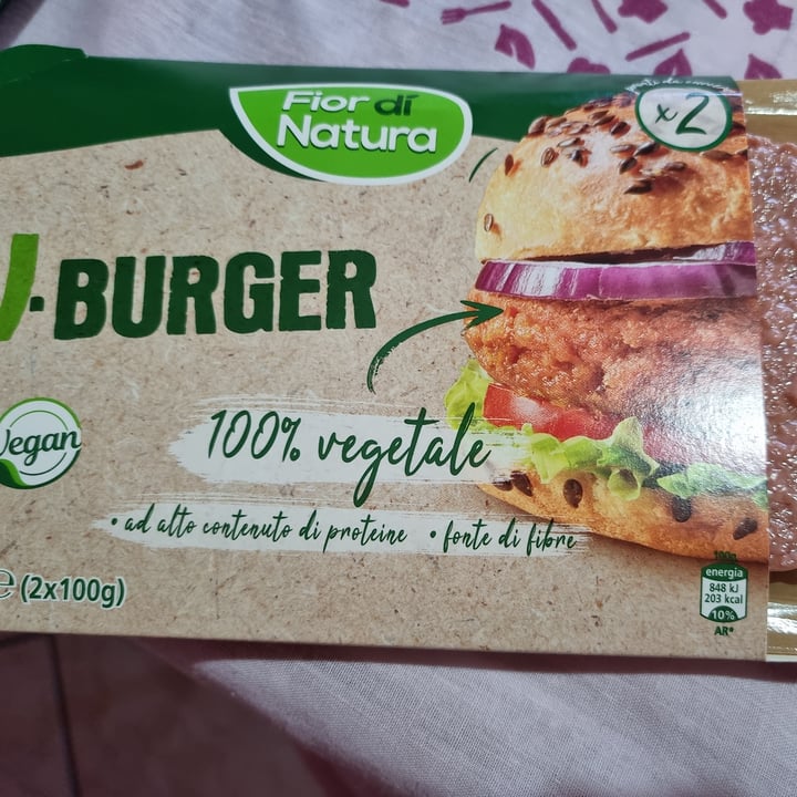 photo of Fior di Natura Burger 100% vegetale shared by @francy82 on  23 Feb 2022 - review