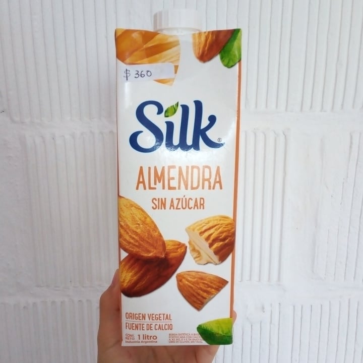 photo of Silk Leche de Almendras sin Azúcar shared by @nataliadelvalle on  20 Mar 2021 - review