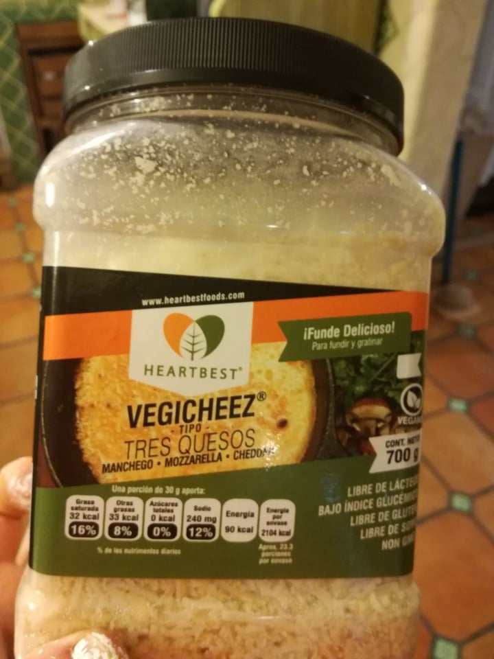 photo of Heartbest Vegicheez Tres Quesos shared by @rebeca2124 on  01 Mar 2020 - review