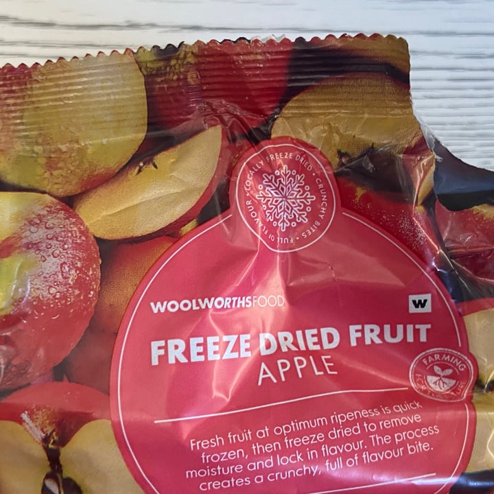 photo of Woolworths Food Freeze dried apples shared by @plantbasedstorm on  03 Jun 2021 - review