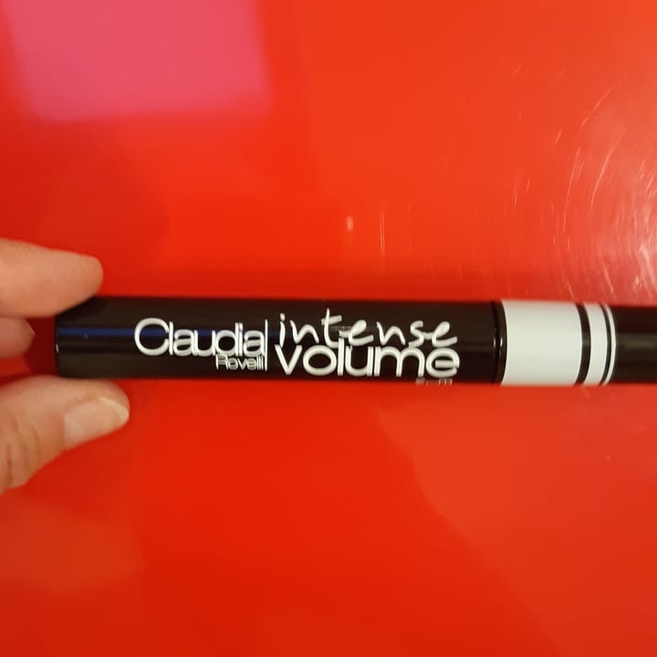 review photo of SensatioNail Mascara intense volume shared by @lola61 on 15 May 2020 - review