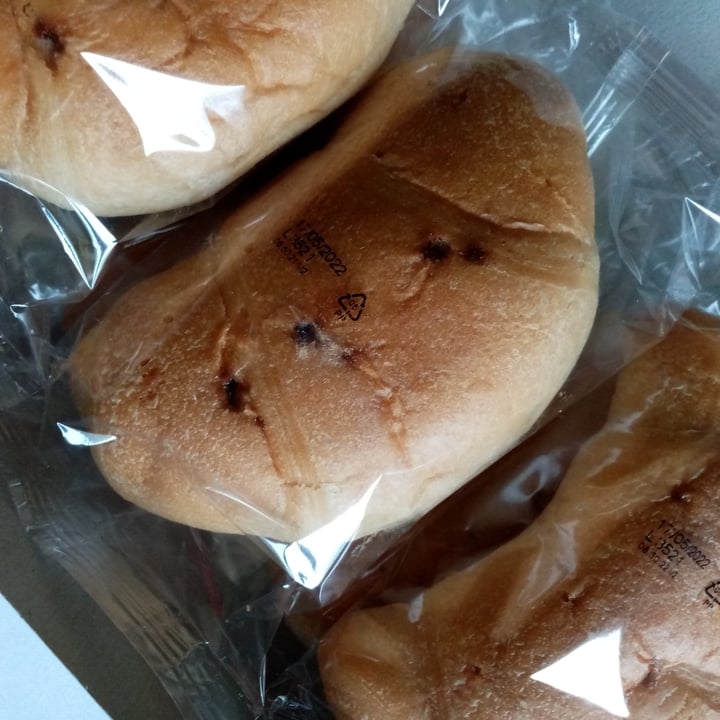 photo of Vemondo Croissant with chocolate filling shared by @valeveg75 on  05 Jan 2022 - review