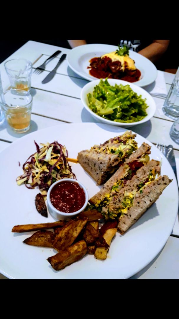 photo of Buenos Aires Verde - Belgrano Tuna Club Sandwich shared by @fobefalato on  23 Dec 2019 - review
