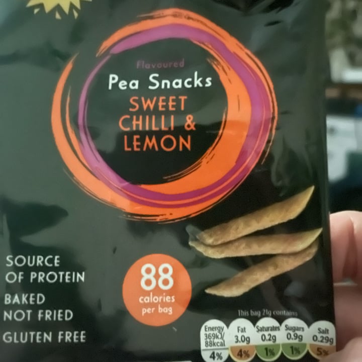 photo of Snaktastic Sweet chilli & lemon pea snacks shared by @el71 on  01 Mar 2022 - review