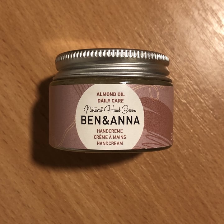 photo of Ben & Anna Handcream shared by @miraveg on  23 Dec 2021 - review