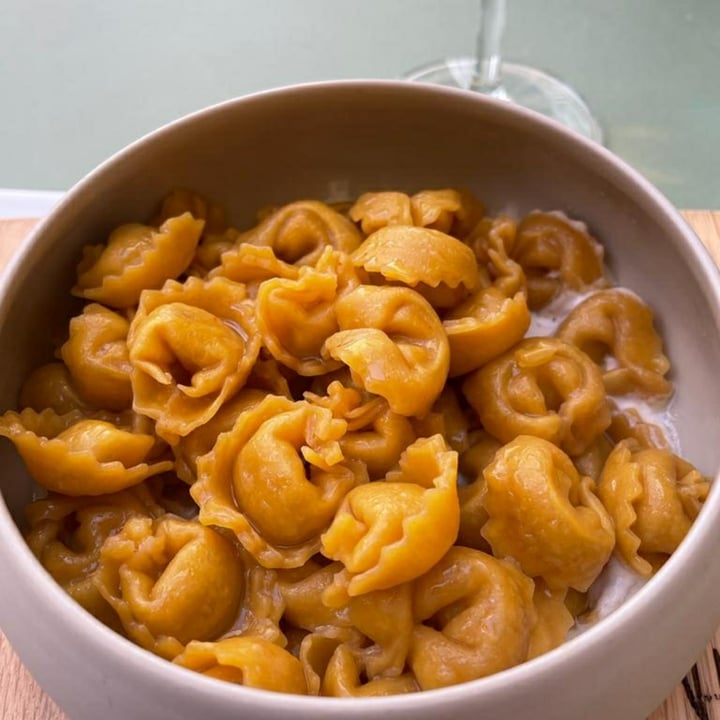 photo of Herbe - Food & Drink Vegetale Cappelletti shared by @quandosiruppeilfrigo on  25 Mar 2022 - review