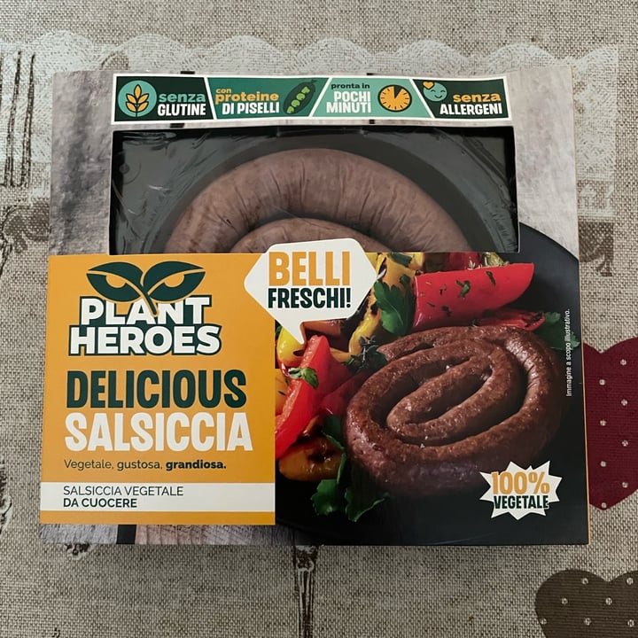 photo of Plant Heroes Delicious Salsiccia shared by @akithemooncat on  12 Jun 2022 - review