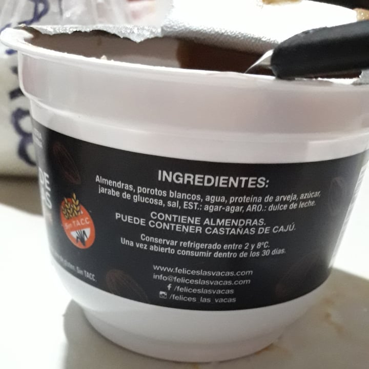 photo of Felices Las Vacas Untable de Almendras sabor Dulce de Leche shared by @solnapoli on  09 Jun 2020 - review