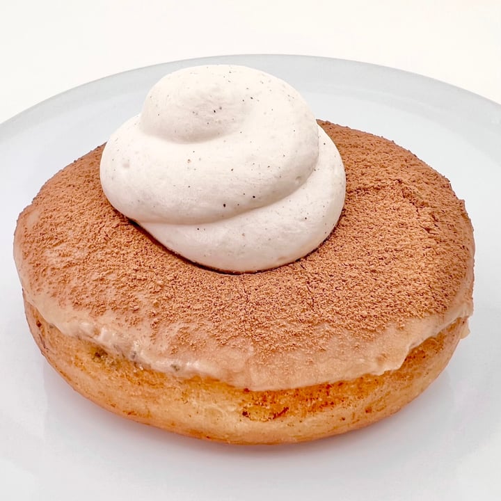 photo of Doe Donuts Tiramisu Filled Donut shared by @pdxveg on  30 Oct 2021 - review