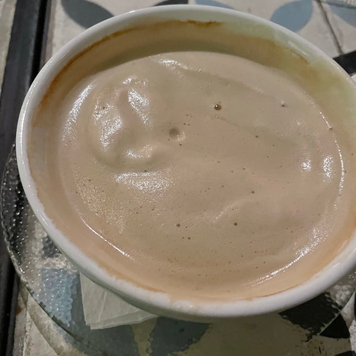 photo of Charola Cafe Con Leche De Almendras shared by @goodhabitos on  17 May 2021 - review