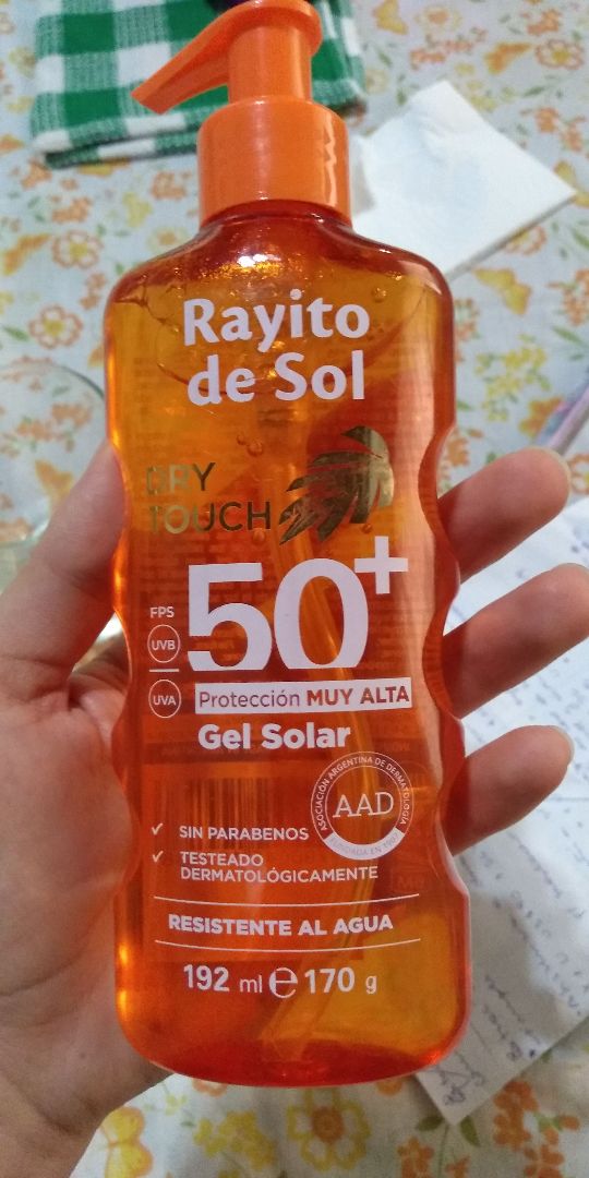 review photo of Rayito de Sol Gel Solar Factor 50 shared by @luciabianchi on 15 Jan 2020 - review