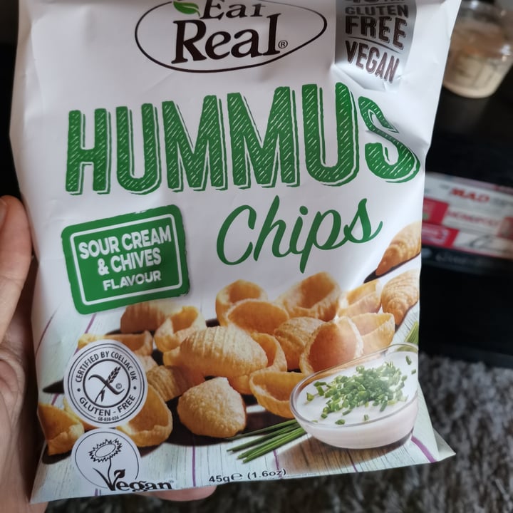 photo of Eat Real Hummus Chips Sour cream and chives shared by @lunascorner on  26 Jan 2021 - review