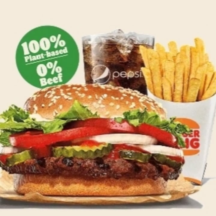 review photo of Burger King Risidale (Drive-thru) Plant Based Whopper Medium Meal shared by @colldelaney on 06 Jun 2022 - review