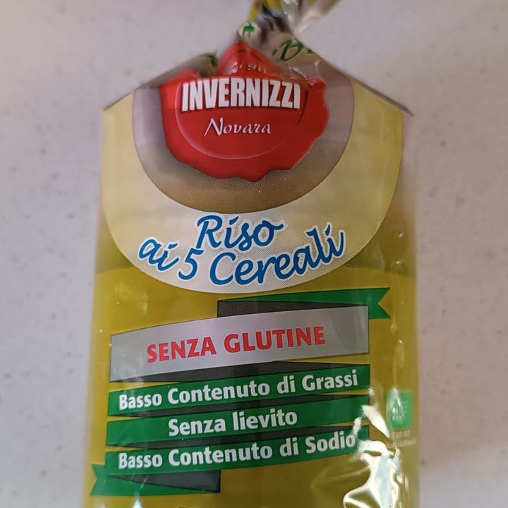 photo of Invernizzi Gallette ai 5 cereali shared by @giorgiagasparotto on  28 Sep 2022 - review