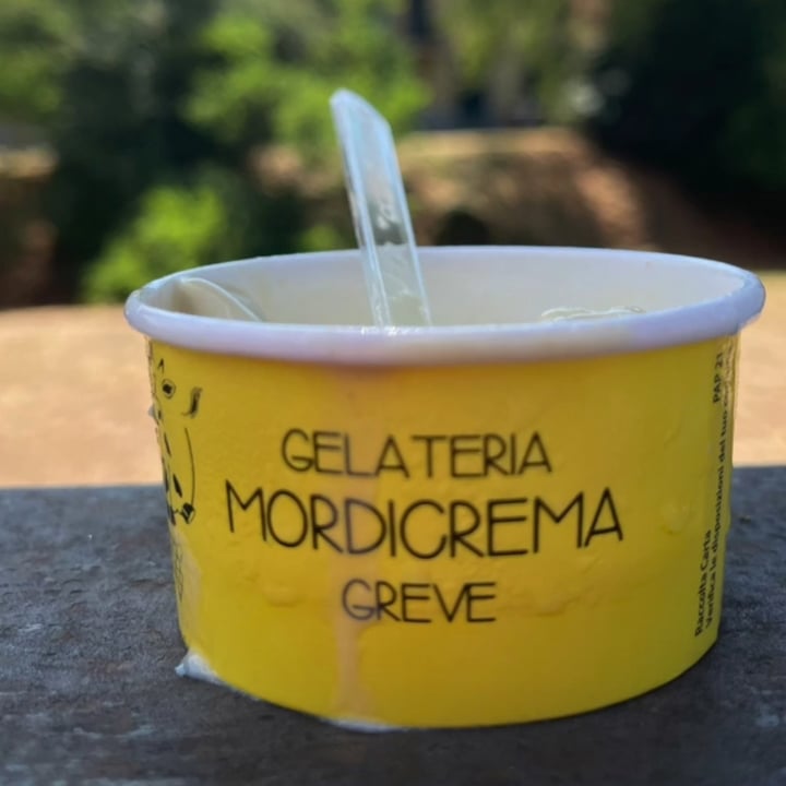 photo of Gelateria Mordicrema Coppetta gusto nocciola shared by @paolinasw on  19 Jul 2022 - review