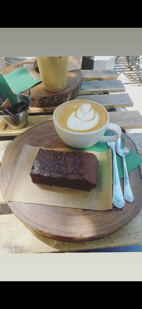 photo of Jester Vegan Brownie shared by @aguecado on  05 Apr 2020 - review