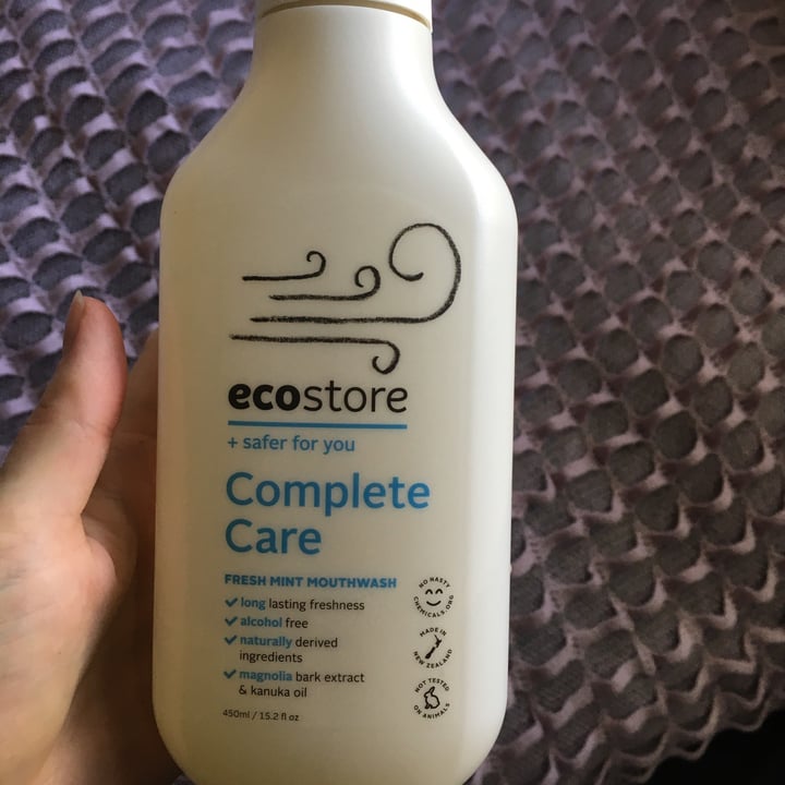 photo of Ecostore Fresh Mint Mouthwash shared by @hannahtheyogi on  17 May 2020 - review