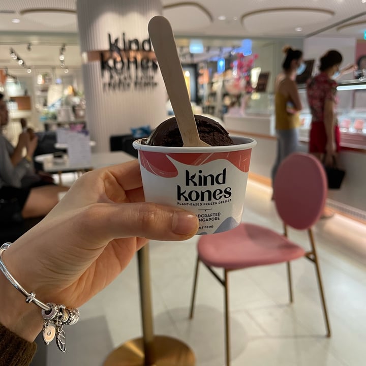 photo of Kind Kones Keto Chocolate Sorbet shared by @plantingggg on  06 May 2022 - review