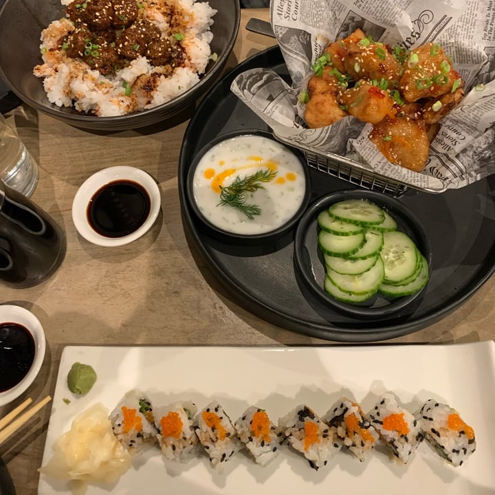 photo of Beyond Sushi Cauliflower Sweet Chili Wings, Spicy “tuna” Roll, Impossible Meatballs, Spicy jackfruit Crab Roll shared by @raachoh on  25 Oct 2021 - review