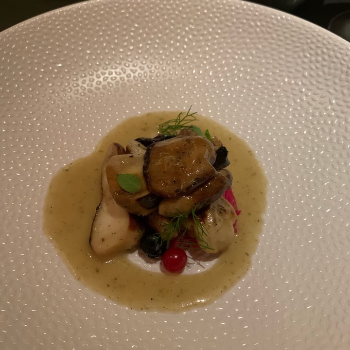 photo of Per Me - Giulio Terrinoni Roasted mushrooms shared by @sentirvegan on  23 Sep 2022 - review