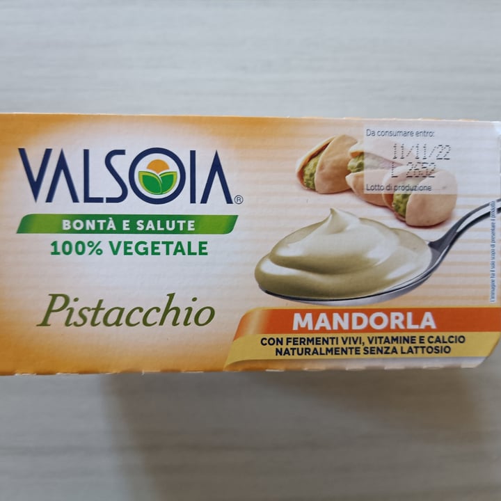photo of Valsoia Pistacchio Mandorla shared by @daniela94 on  28 Oct 2022 - review