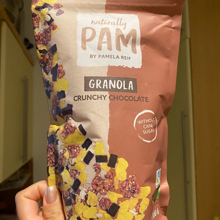photo of Naturally Pam Granola crunchy chocolate shared by @ddenii on  29 Jun 2022 - review