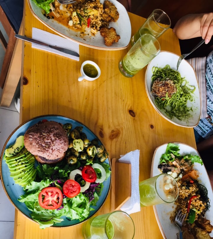 review photo of B12 Veggie Food Arroz con mariscos shared by @valepickles on 17 Aug 2019 - review