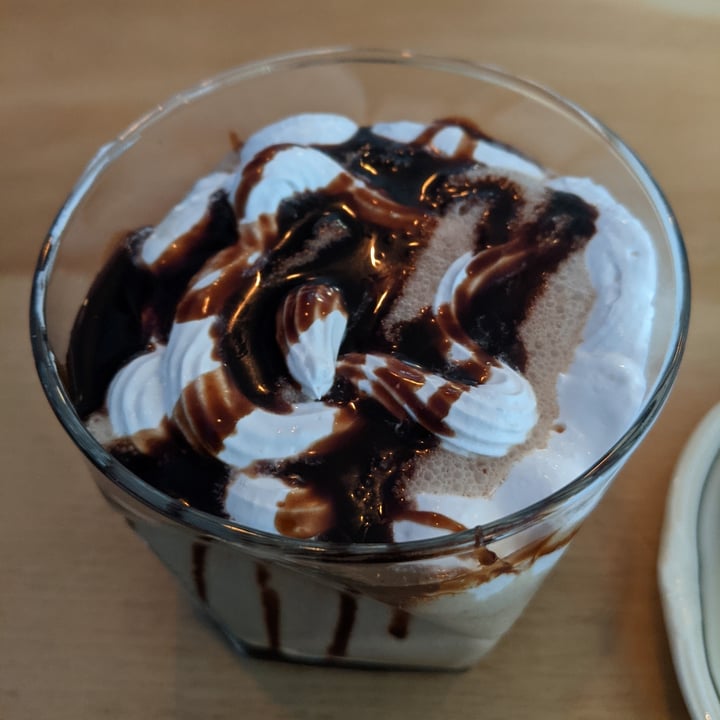 photo of MOLA Frapuccino Mocca shared by @uncannyval on  29 Nov 2020 - review