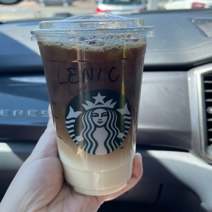 photo of Starbucks Tygervalley Cold Brew Latte shared by @lenicpretorius on  18 Sep 2021 - review