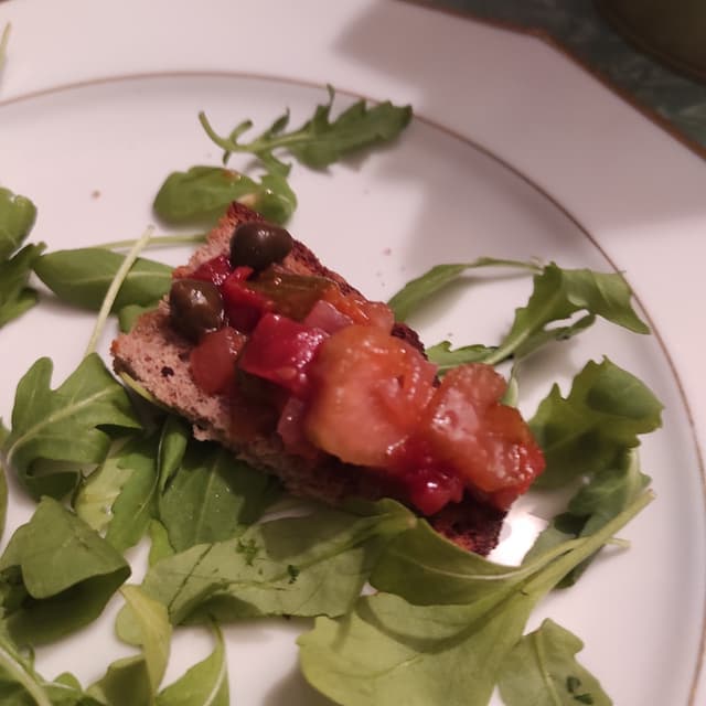 菜肴“Bruschetta con caponata”的照片